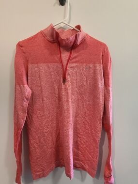 Nike Women's Coral/Pink Long Sleeve Half-Zip Top Sz Large